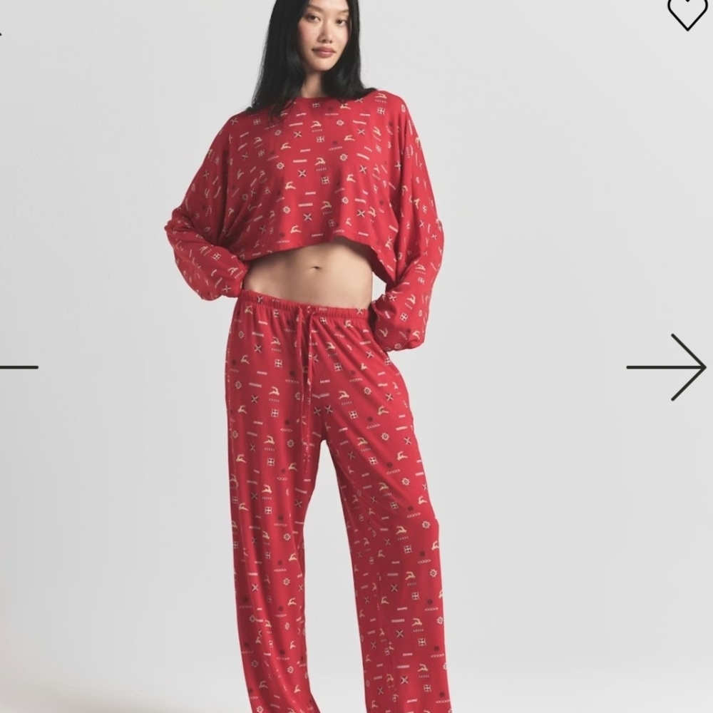SKIMS Cropped Long Sleeved Holiday Cranberry Pajama Set